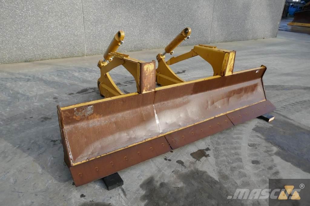 CAT Skidder blade 推铲
