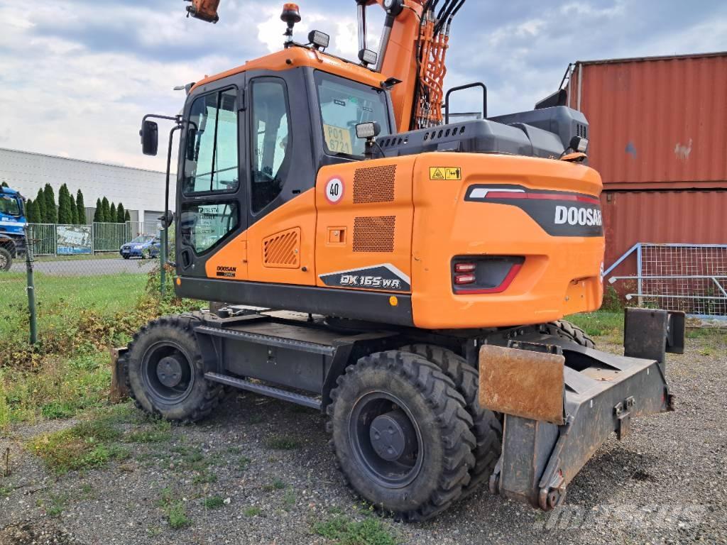Doosan DX165WR-7 轮式挖掘机