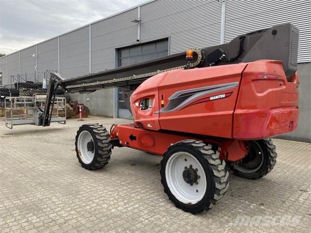 Manitou 260TJ 曲臂高空工作平台