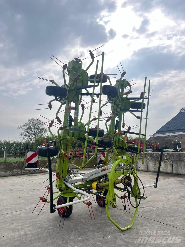 CLAAS Volto 1100 犁耙和摊草机