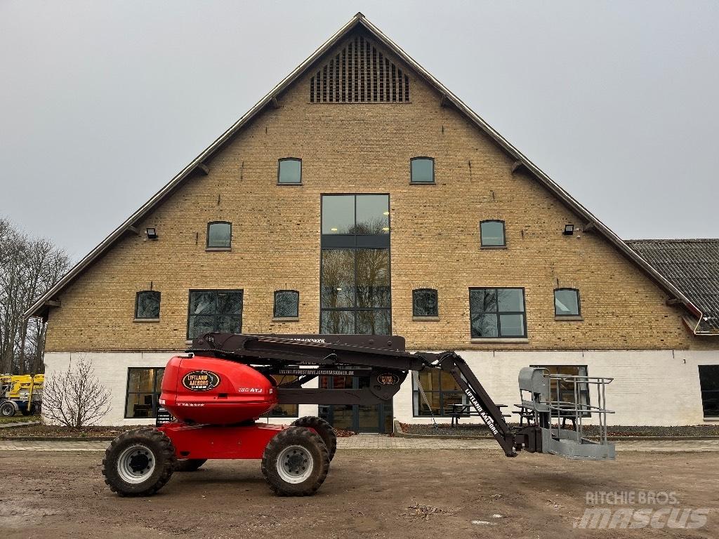 Manitou 160 ATJ 曲臂高空工作平台