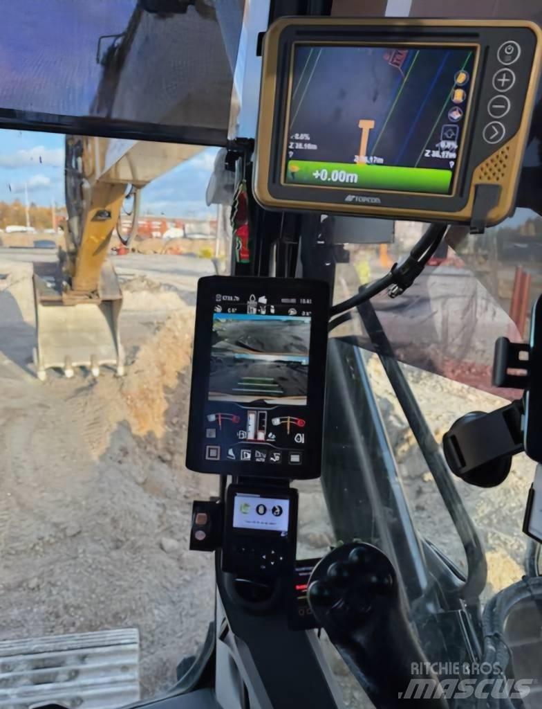 CAT 320 履带挖掘机