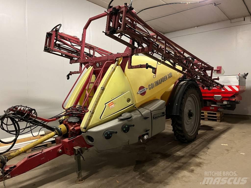 Hardi Commander 3200 牵引式喷雾机