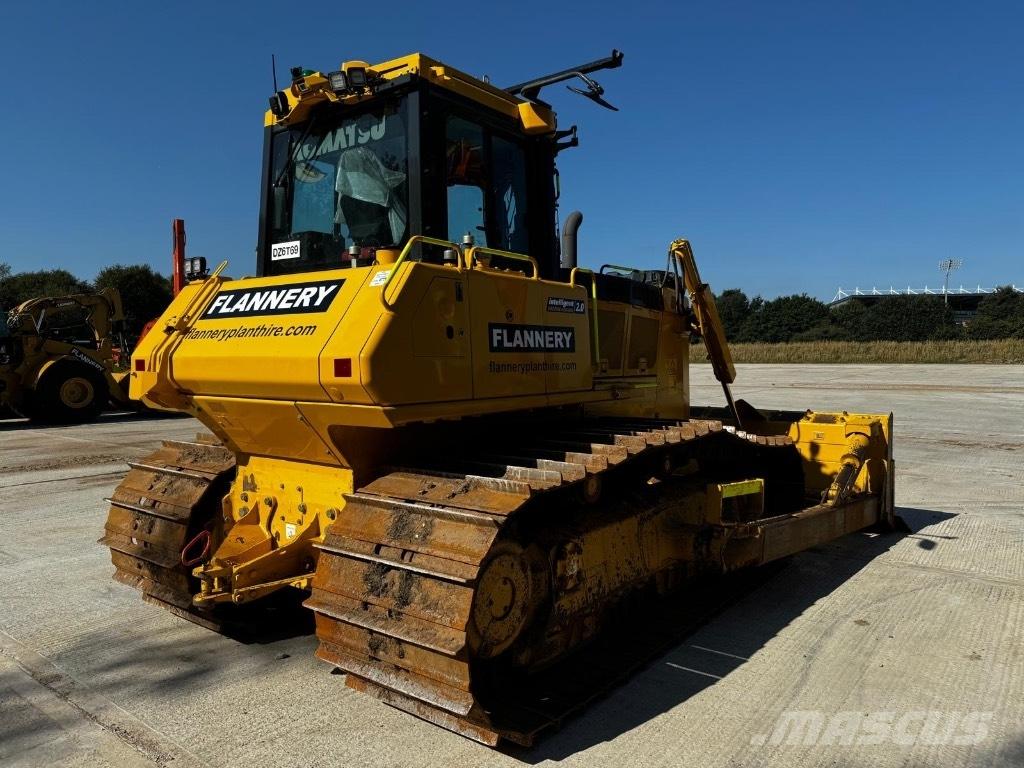 Komatsu D 65 PXi 履带式推土机