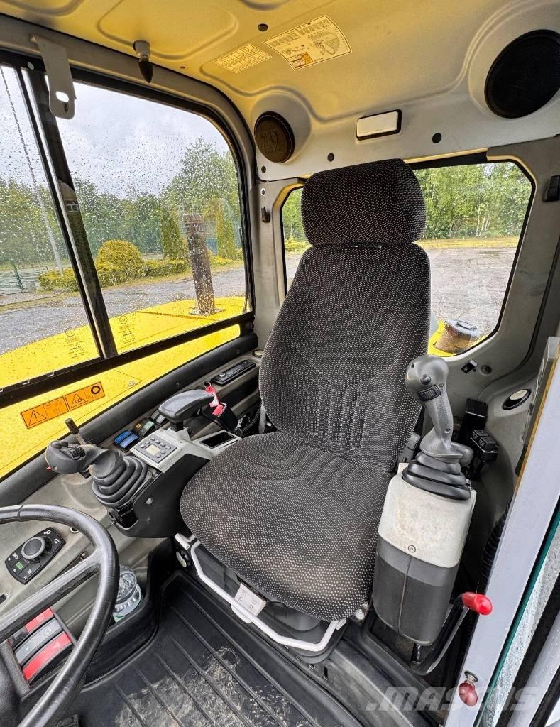Wacker Neuson EW 100 轮式挖掘机