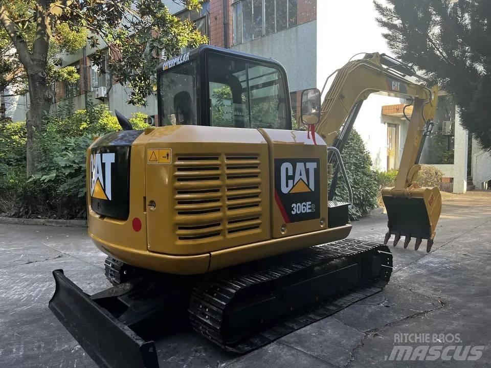CAT 306 E2 小型挖掘机