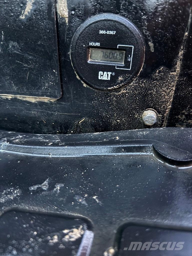 CAT 308 E 2 CR 中型挖掘机