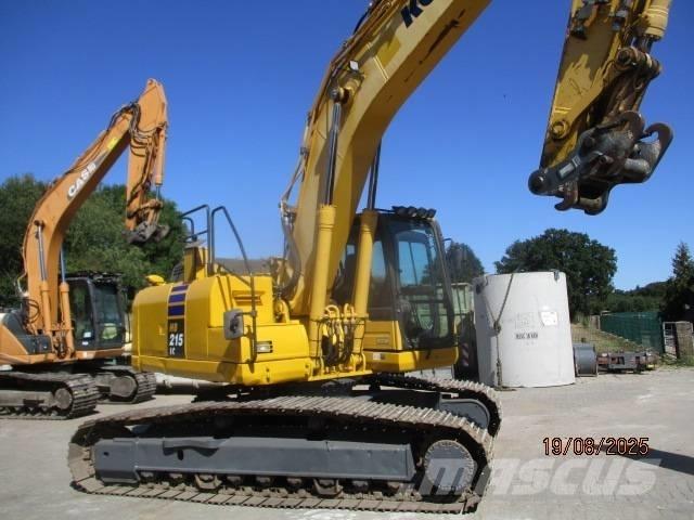 Komatsu HR 215 履带挖掘机