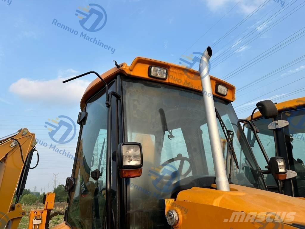 JCB 4 CX 反铲装载机
