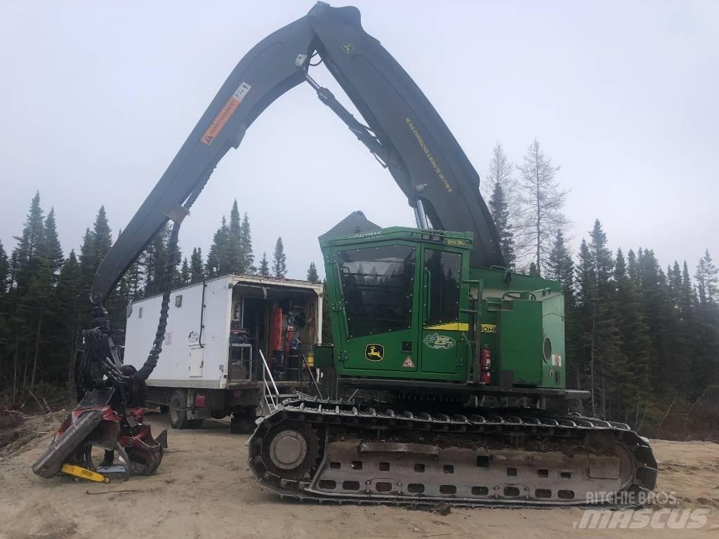 John Deere 853MH 收割机