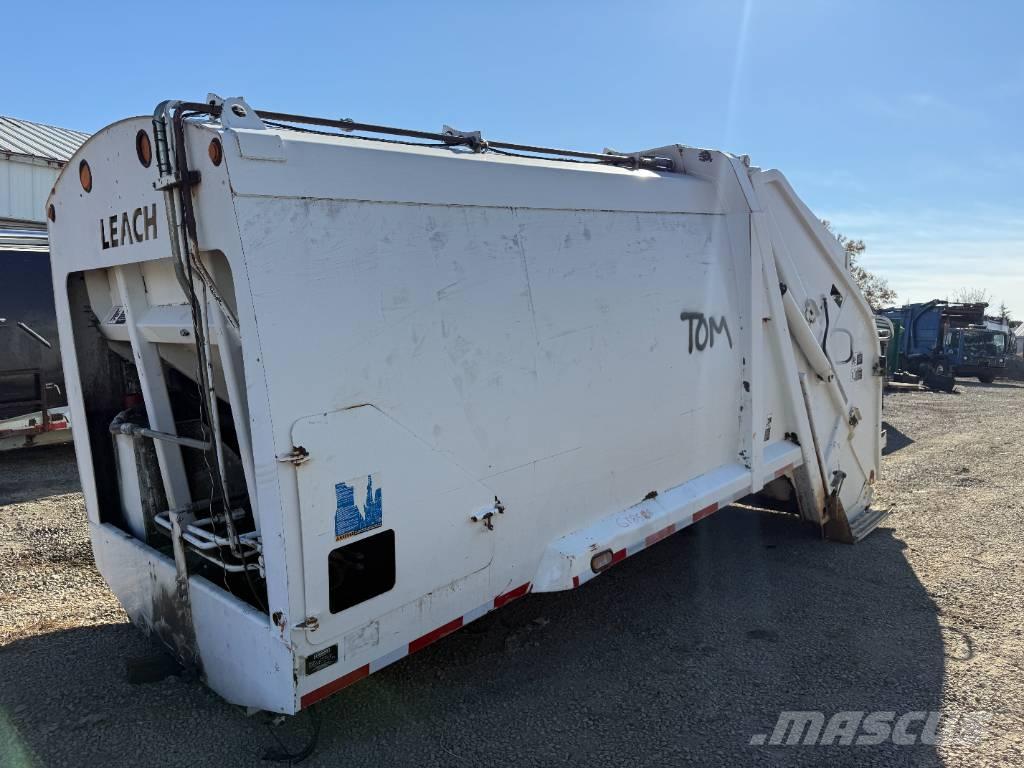  Leach Alpha III 垃圾车