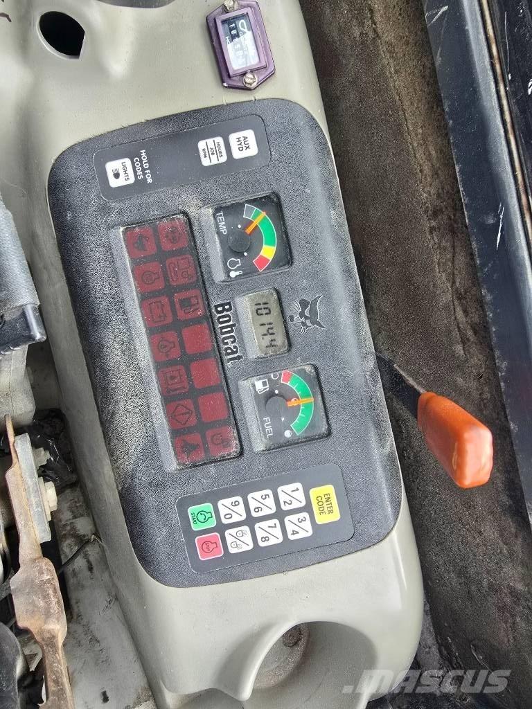Bobcat 334G 小型挖掘机