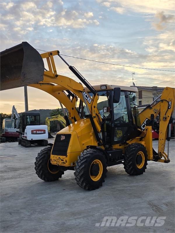JCB 2CX 反铲装载机