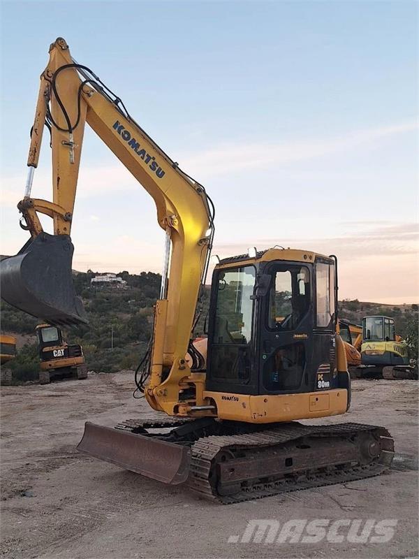 Komatsu PC80 小型挖掘机