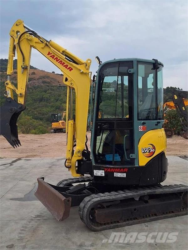 Yanmar VIO30 小型挖掘机