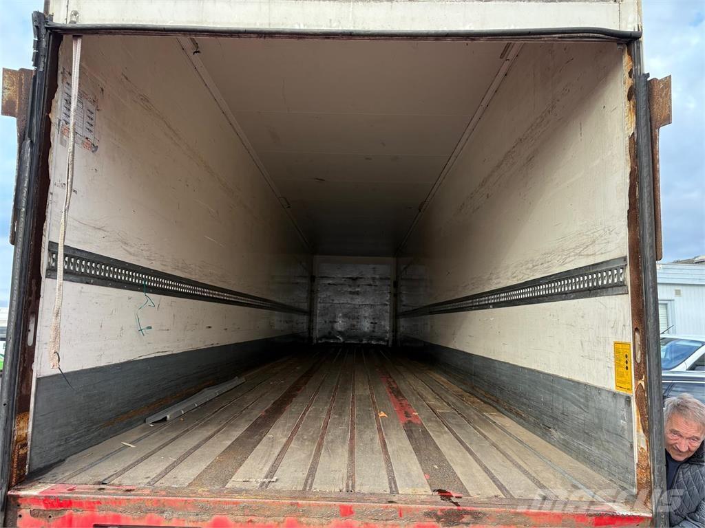 Kel-Berg 2aks 拖头车