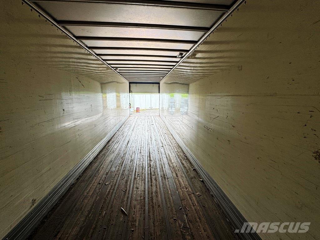 Fruehauf Lift 半挂厢式车