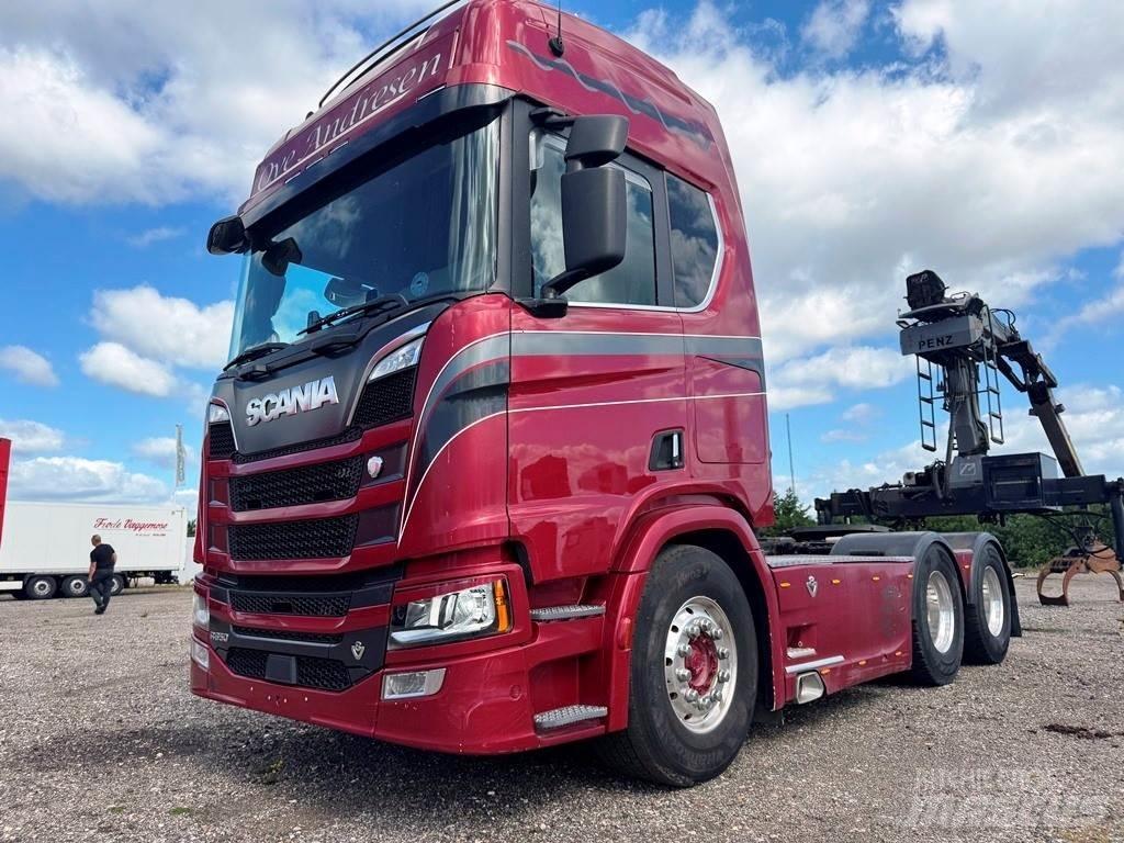Scania R650 6x4 牵引车