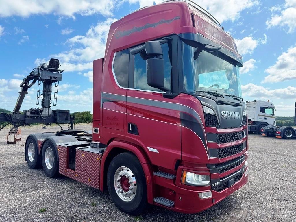 Scania R650 6x4 牵引车