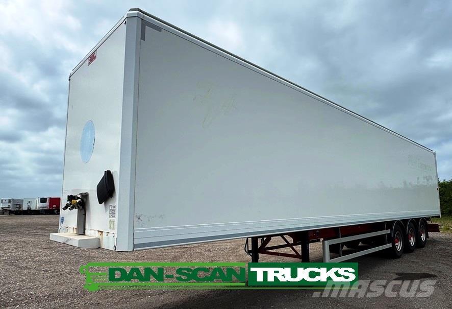 SDC 13,60m boks 半挂厢式车