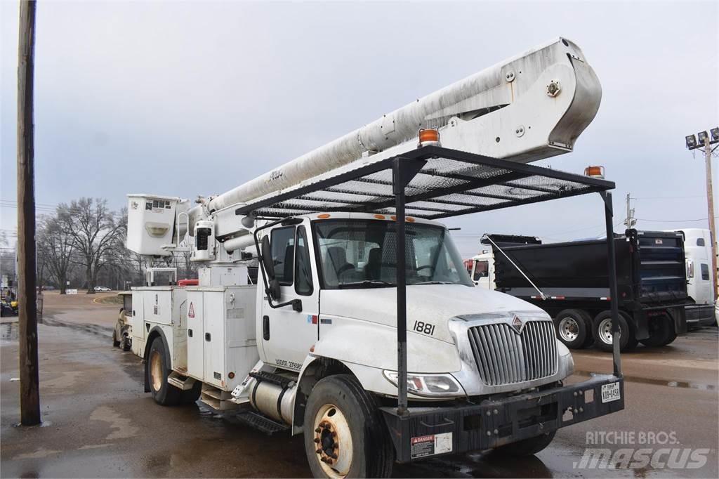 Altec AA55 车载式高空作业车