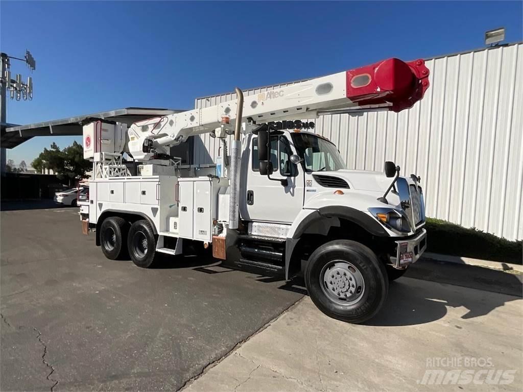 Altec AM55 车载式高空作业车