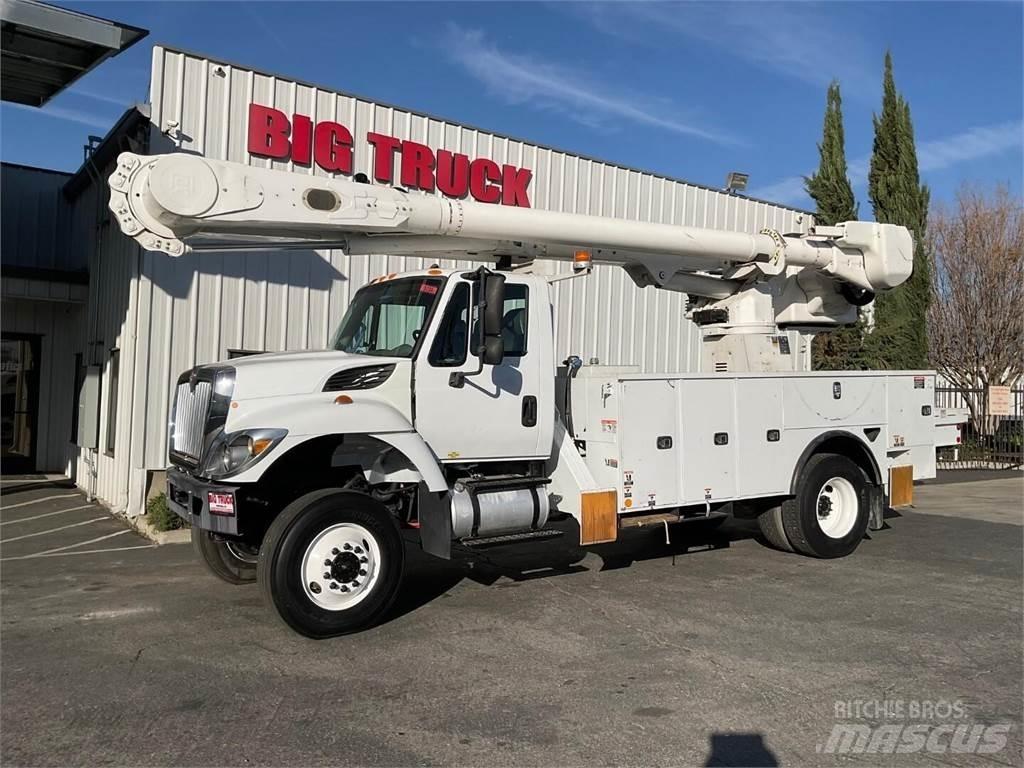 Altec AM55 车载式高空作业车