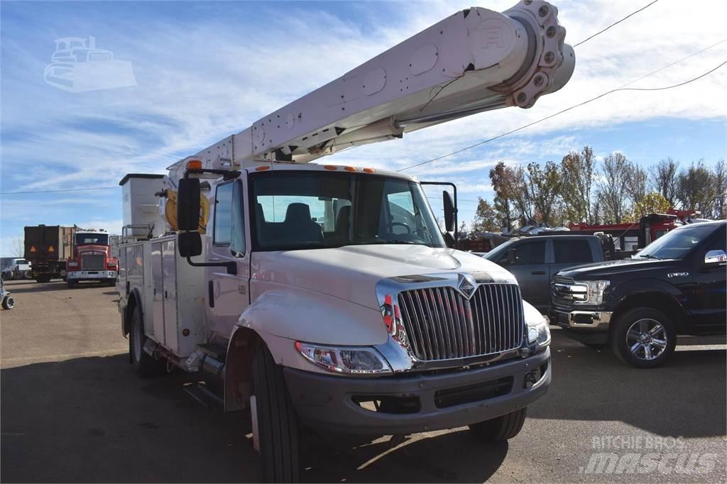Altec AM55E 车载式高空作业车