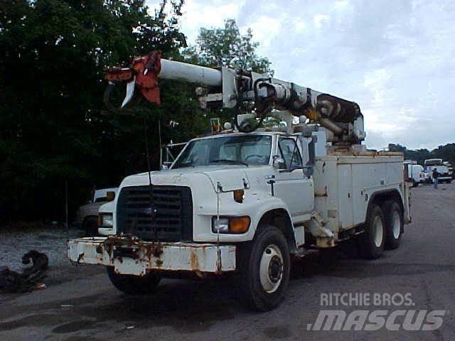 Altec D1000BR 钻机车