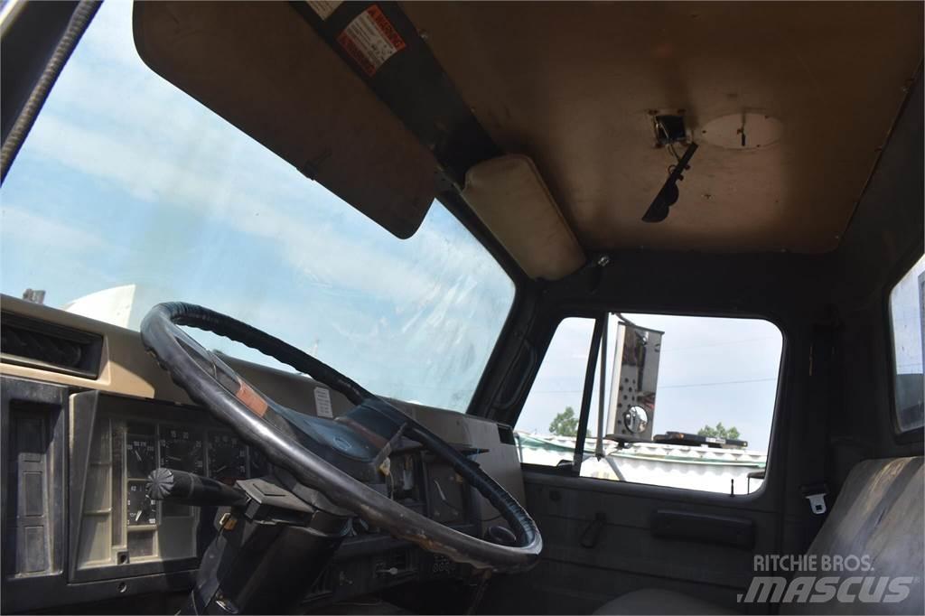 Altec D1090TR 钻机车