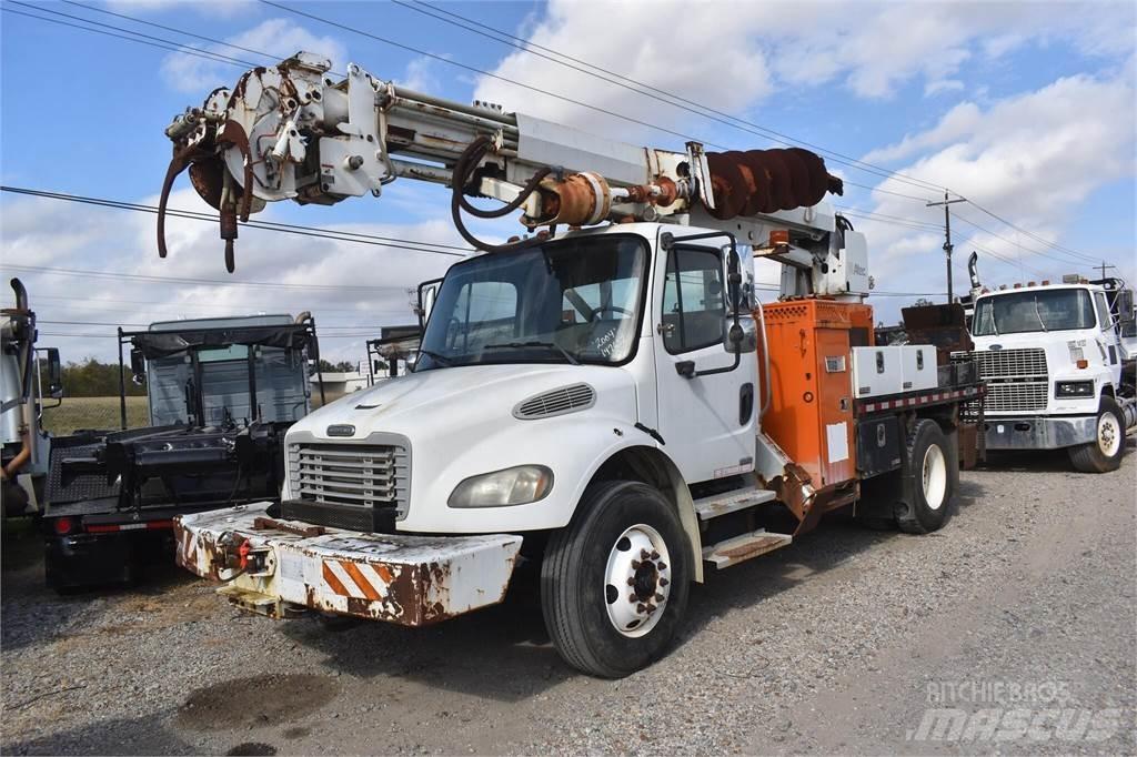 Altec D945B 钻机车