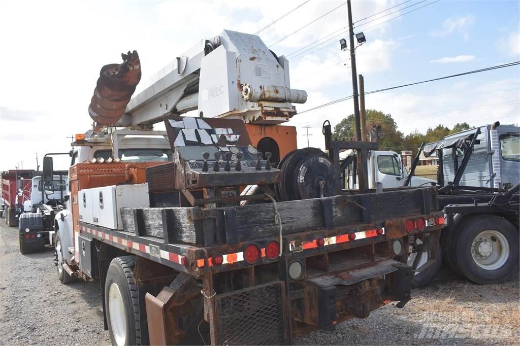 Altec D945B 钻机车