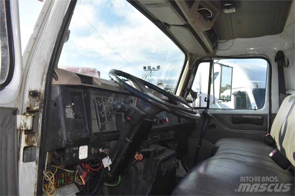 Altec D947TR 钻机车