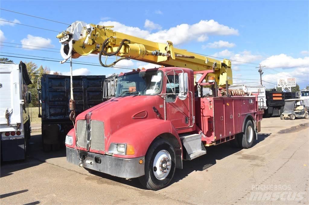 Altec DM47T 钻机车
