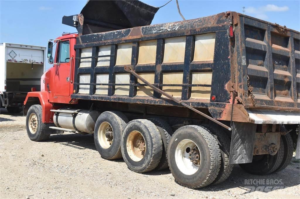 Autocar DC10364B 自卸式货车