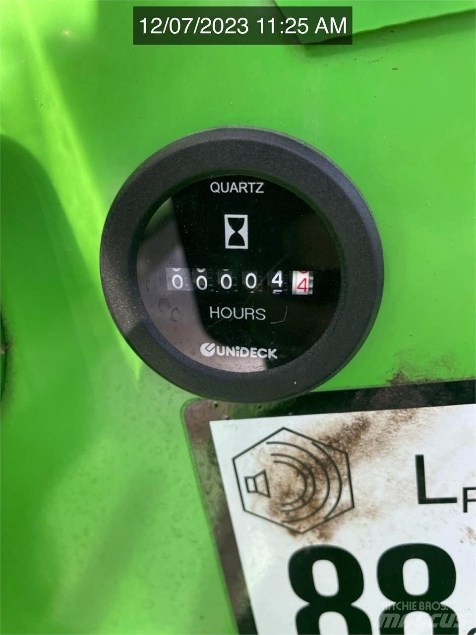 Avant 423 轮式装载机