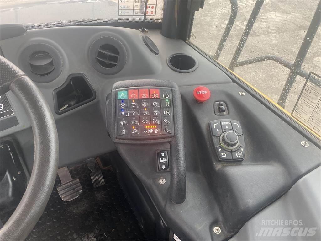 Bell B20E 铰接式自卸车