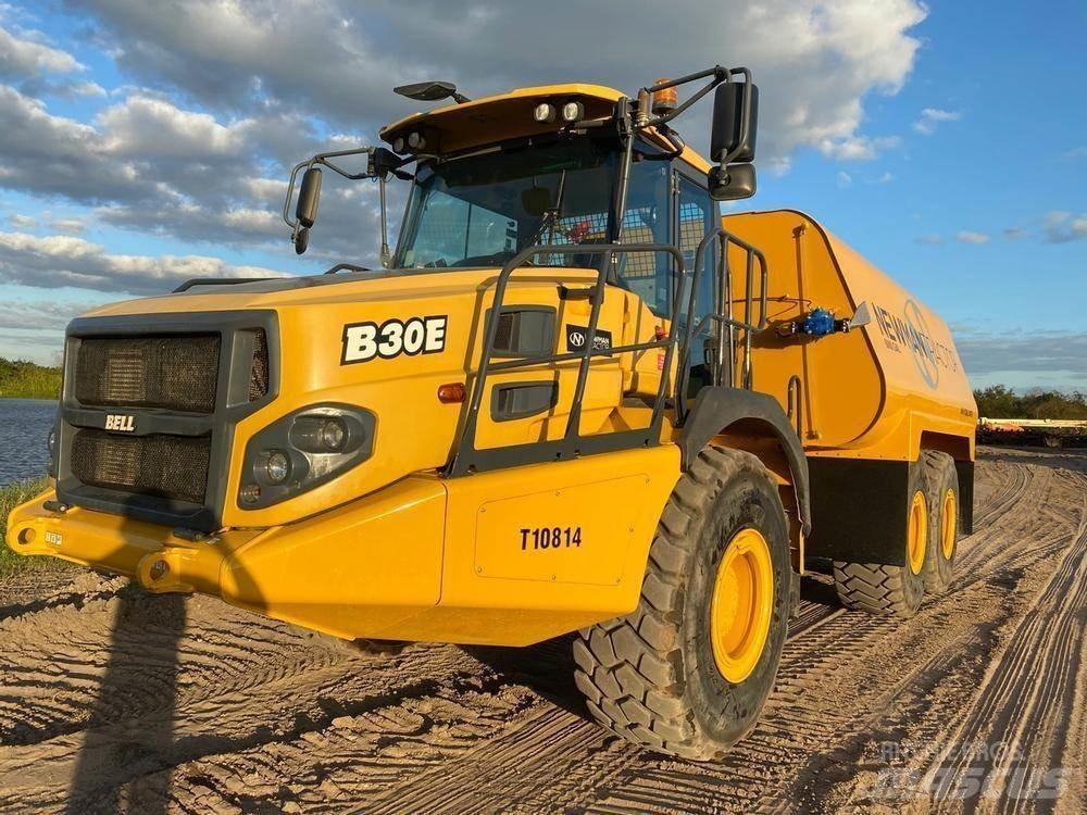 Bell B30E 水罐车