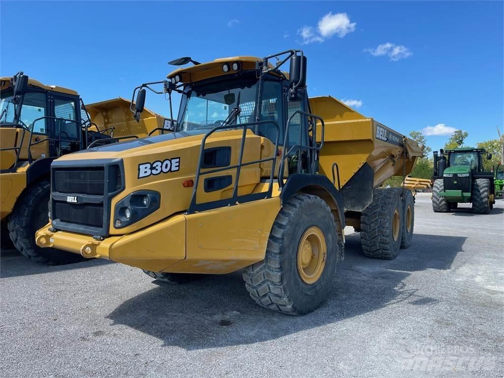 Bell B30E 铰接式自卸车