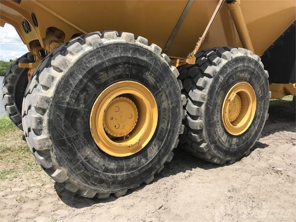 Bell B40D 铰接式自卸车