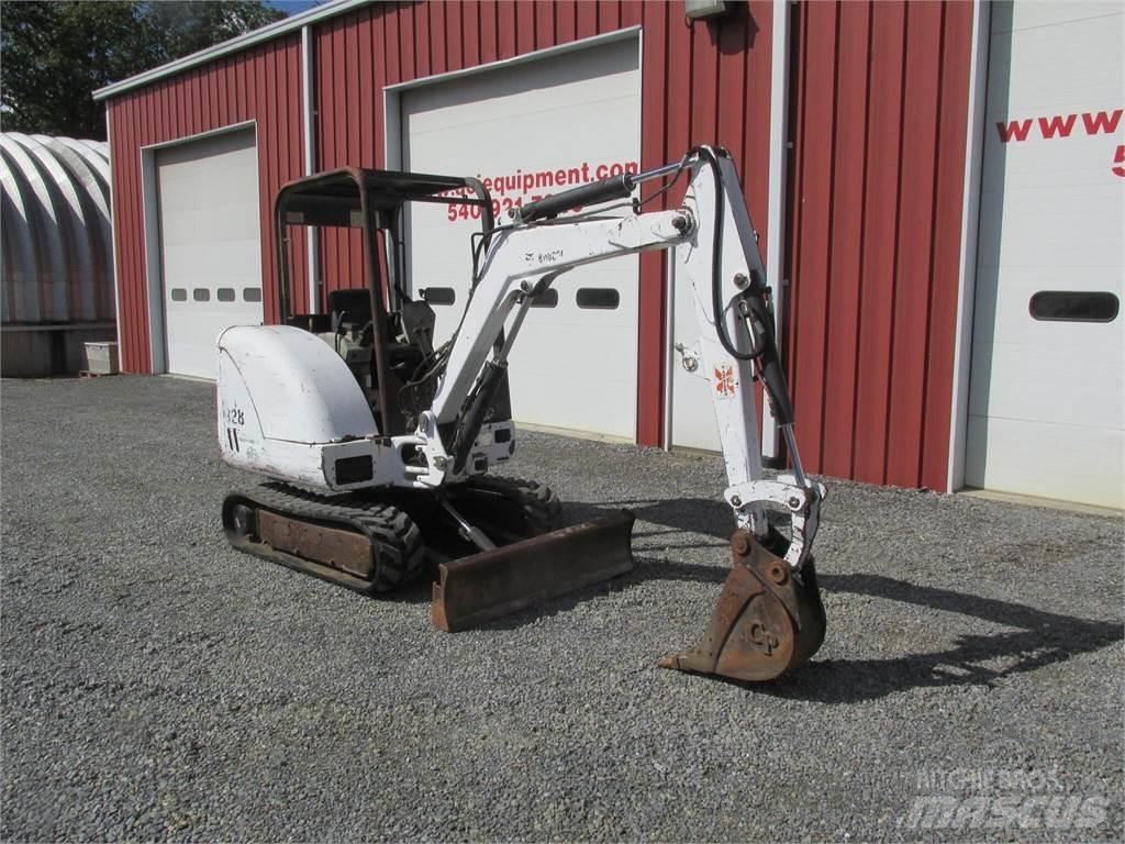 Bobcat 328D 小型挖掘机