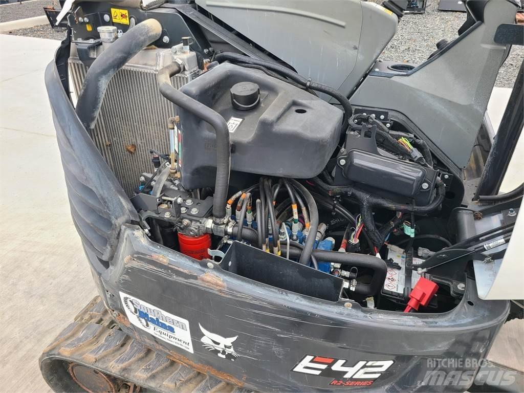 Bobcat E42 小型挖掘机