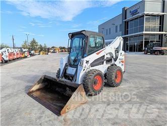 Bobcat S740 滑移装载机