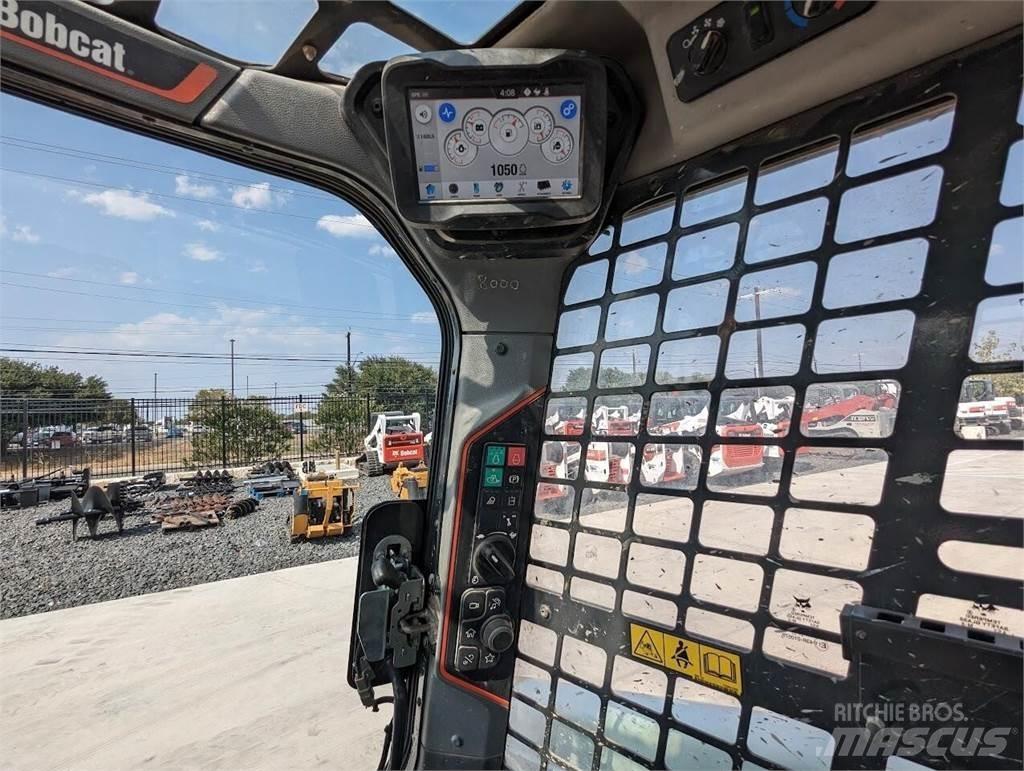 Bobcat S76 滑移装载机