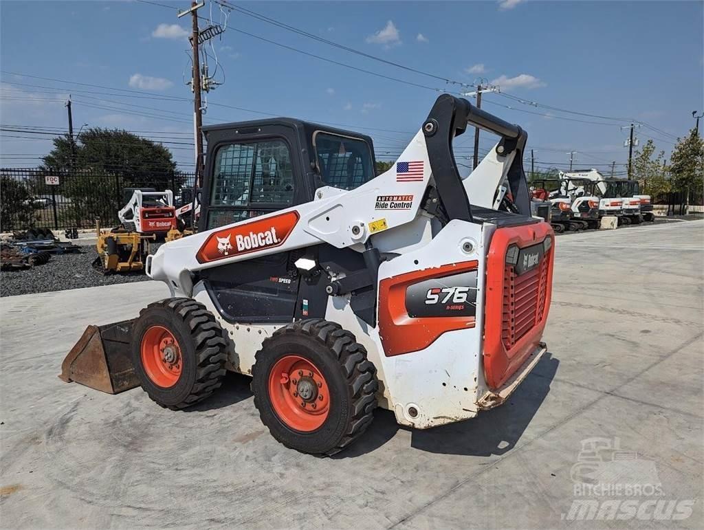 Bobcat S76 滑移装载机