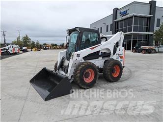 Bobcat S850 滑移装载机