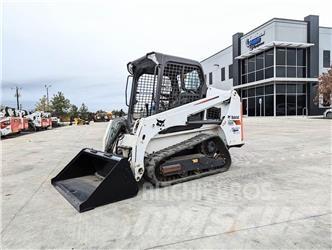 Bobcat T450 滑移装载机