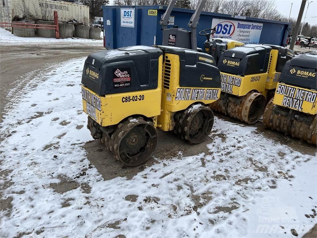Bomag BMP8500 拖式振动压路机