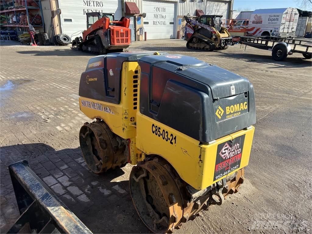 Bomag BMP8500 拖式振动压路机
