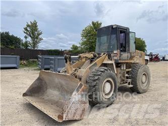 CASE 621B 轮式装载机